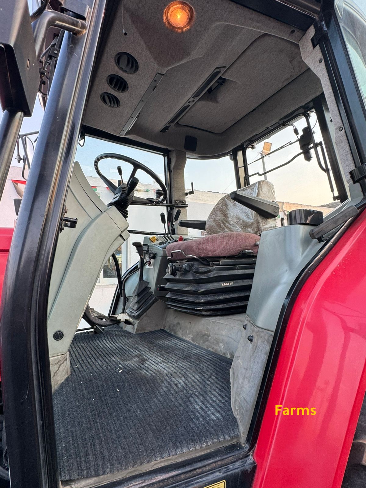 جرار ماسي فيرغسون 6130 من الجرارات القوية وال